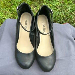 Brand: meToo: Size: 6 1/2M: Color: Black